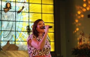 Explora la belleza de la música católica