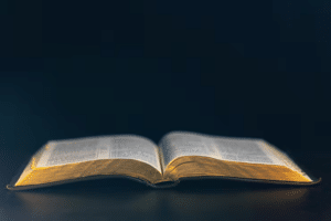 Aplicaciones Populares para Escuchar la Biblia Diariamente